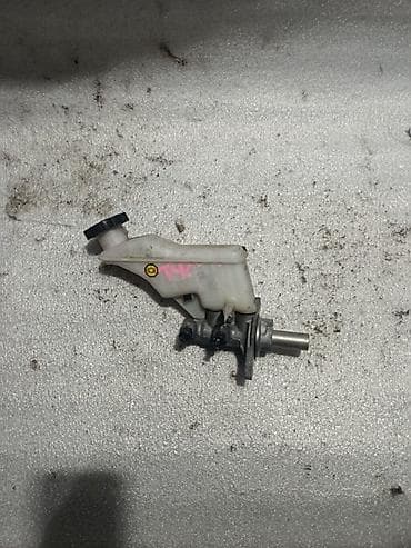 ABS: Главный тормозной цилиндр в сборе с бачком тормозной жидкости — 1