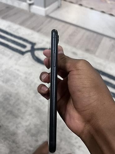 iphone xt: IPhone XR, чёрный 86акб памят 64 - Экран 6.1" Liquid Retina (IPS) — 2