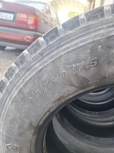 Шиналар жана дисктер: Комплект задних грузовых шин 215/75 R17.5 - Количество: 4 штуки Б/у в — 2