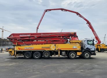 строительный вибратор: Бетононасос, Doosan — 1