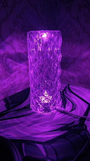 лампочки с пультом: Кристаллический светильник-ваза с пультом ДУ - Настольный — 4