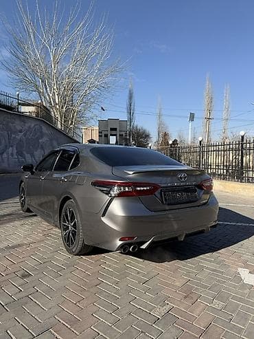 камри 50 кореец: Toyota Camry: 2022 г., 2.5 л, Автомат, Гибрид, Седан — 6