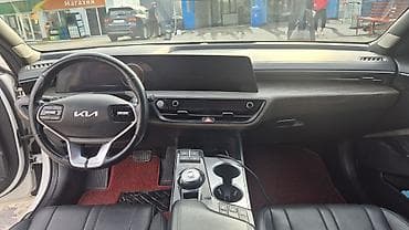 mers 211: Kia K8: 2021 г., Седан — 9