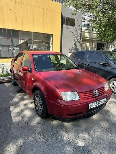 Продажа авто: Volkswagen Bora: 2004 г., 1.6 л, Механика, Бензин, Седан — 2