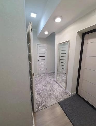 osh flat: 🏡 Сдаётся 3-комнатная квартира-студия в центре! 📍 Адрес: ул — 10