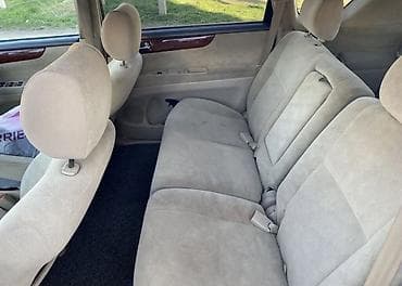 японский трактора: Toyota Ipsum: 2001 г., 2.4 л, Автомат, Бензин, Минивэн — 6