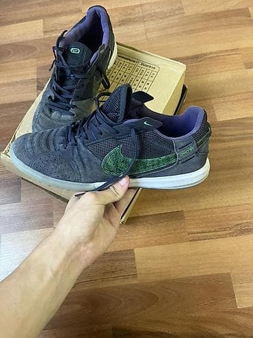 nike react: Футбольные кроссовки Nike Gato Хорошее состояние. Носил на пару игр — 1