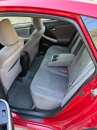 Toyota Prius: 2012 г., 1.8 л, Автомат, Гибрид, Хэтчбэк — 6