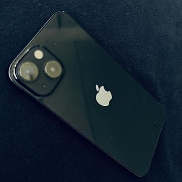 samsung 50: IPhone 13, Б/у, 256 ГБ, Midnight, Чехол, 84 % — 2