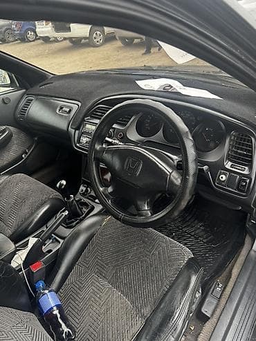 nissan tiida: Honda Torneo: 1999 г., 2 л, Механика, Бензин, Седан — 4