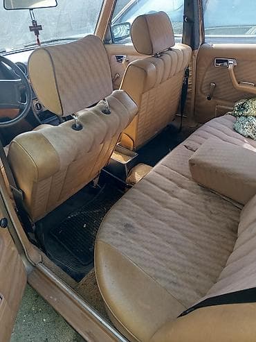 требуется вложения: Mercedes-Benz E-Class: 1981 г., Механика, Бензин — 2