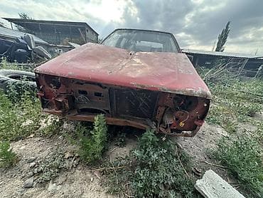 124 e500: Nissan March: 1992 г., Хэтчбэк — 3