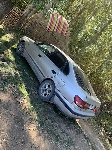 Toyota Carina E: 1997 г., 1.8 л, Автомат, Бензин, Хэтчбэк