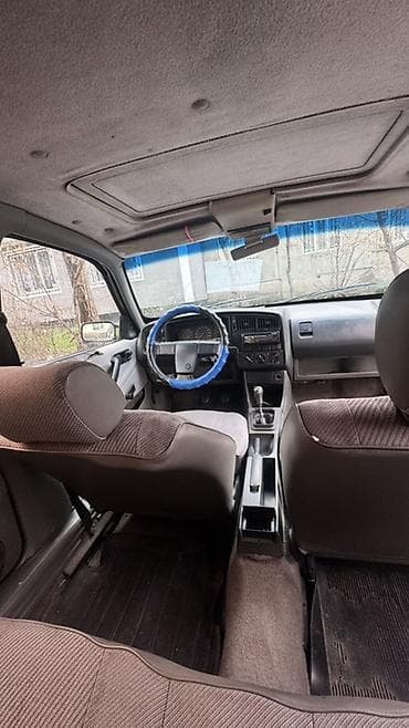 Volkswagen: Volkswagen Passat Variant: 1989 г., 1.8 л, Механика, Бензин, Универсал — 7