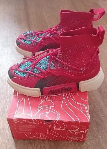 lining ош: LI NING черные зимние 37 размер, б/у, отличное состояние, 1200сомов — 5