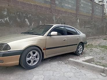 corolla 2004: Toyota Avensis: 2002 г., 1.8 л, Автомат, Бензин, Лифтбек — 3