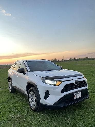 аудио системы: Toyota RAV4: 2019 г., 2.5 л, Автомат, Бензин, Кроссовер — 5