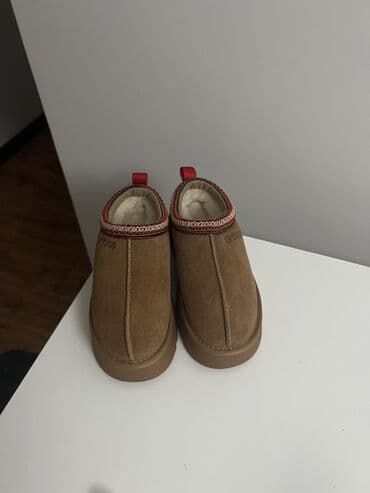 сапоги из натурального меха и кожи: 39 размер.Очень хорошего качества.Заказывала себе.Мне стали чуть — 3