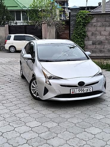highlander 2012: Toyota Prius: 2016 г., 1.8 л, Автомат, Гибрид, Лифтбек — 2