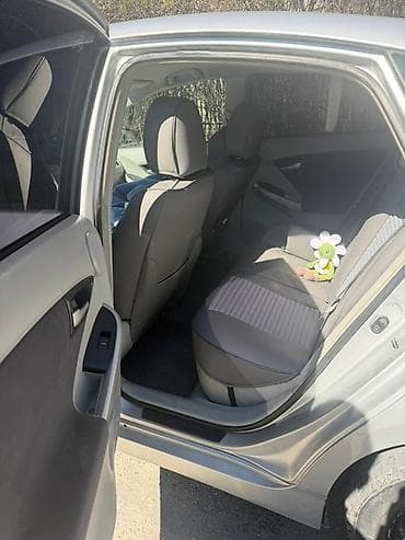 prius v: Toyota Prius: 2010 г., 1.8 л, Автомат, Гибрид, Хэтчбэк — 4