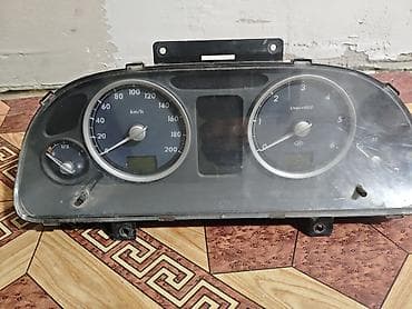 gps маячок: Щиток приборов ГАЗ 2006 г., Россия — 6