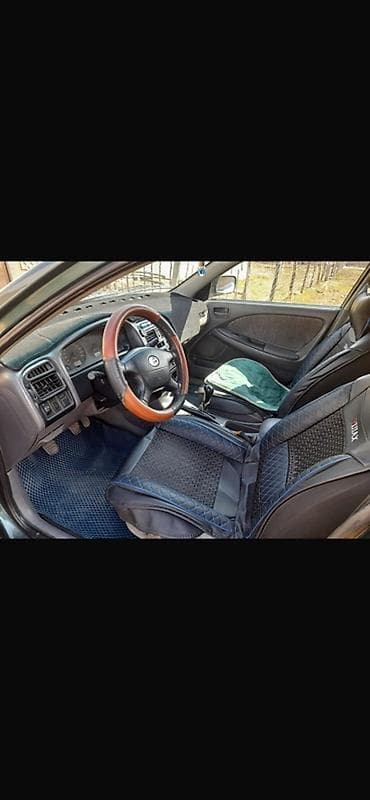 Toyota Avensis: 2000 г., 1.8 л, Ручные, Бензин, Седан — 6