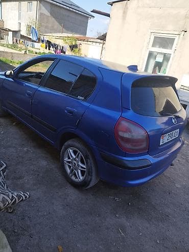 corolla verso: Nissan Almera: 2001 г., Хэтчбэк — 4