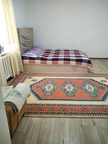 сниму квартиру в микрорайонах: 70 м², 2 комнаты, Забор, огорожен, Подвал, погреб — 1
