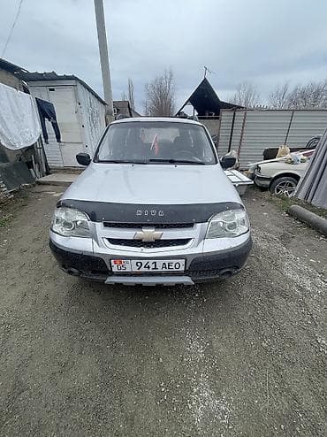 сидения нива: Chevrolet Niva: 2003 г., 1.7 л, Механика, Бензин, Кроссовер — 1