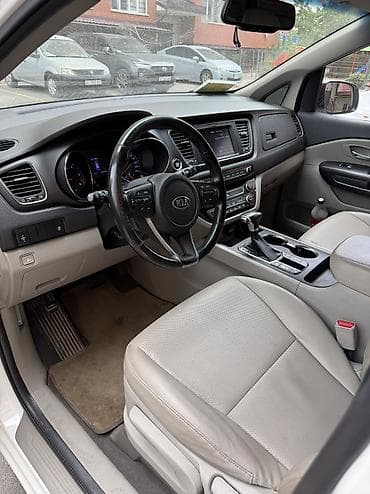 launch 431: Kia Carnival: 2018 г., 2.2 л, Автомат, Дизель, Минивэн — 6
