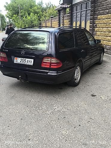 шилем: Mercedes-Benz E-Class: 2002 г., 2.7 л, Автомат, Дизель, Универсал — 4