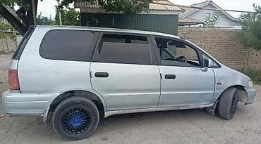 Honda Odyssey: 1994 г., 2.3 л, Автомат, Бензин, Минивэн
