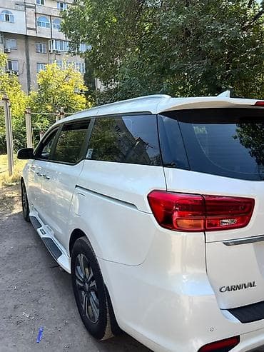 кия мориник: Kia Carnival: 2019 г., 2.2 л, Автомат, Дизель, Минивэн — 4