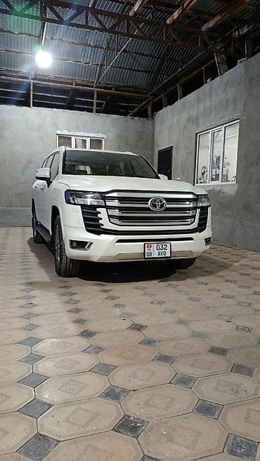 магнитофон bmw: Toyota Land Cruiser: 2021 г., 4 л, Автомат, Бензин, Внедорожник — 1