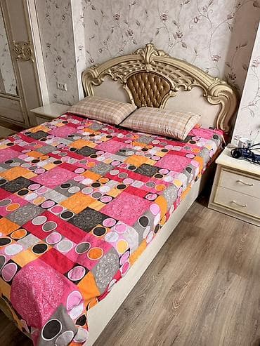 Спальный гарнитур, Б/у, Двуспальная кровать, Шкаф, Комод, Самовывоз, цвет - Бежевый