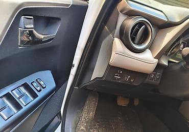 камри 55 2018: Toyota RAV4: 2018 г., 2.5 л, Бензин, Кроссовер — 3