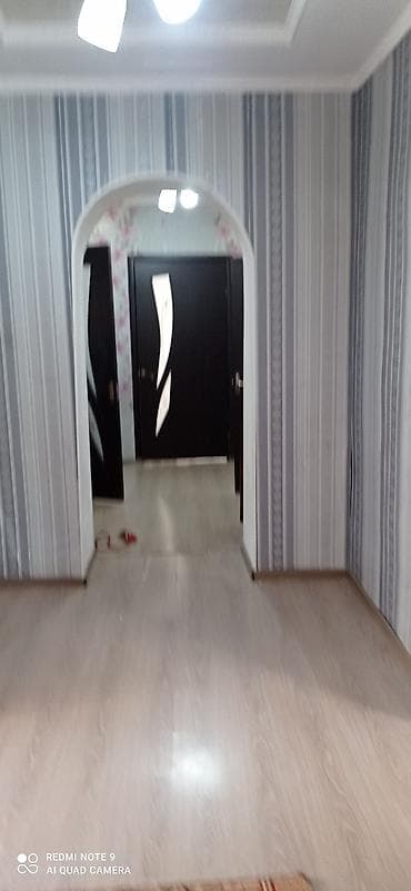 коттедж сдаю: 90 м², 4 комнаты — 8