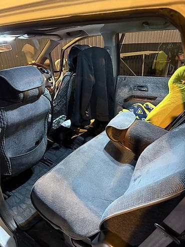 одиссей каропка: Honda Odyssey: 2000 г., 3 л, Автомат, Газ, Универсал — 10