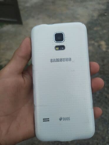 айфон 11 цена бишкек бу: Samsung Galaxy S5 Mini, Колдонулган, түсү - Ак, 2 SIM — 1