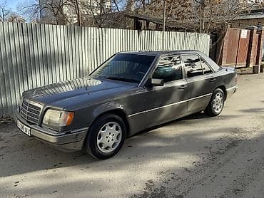step 2: Mercedes-Benz W124: 1994 г., 2 л, Механика, Бензин, Седан — 9