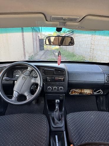 c4 с4: Volkswagen Passat Variant: 1995 г., 1.8 л, Механика, Бензин, Универсал — 8
