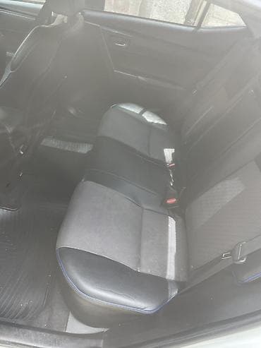 Toyota Corolla: 2019 г., 1.8 л, Автомат, Седан — 8