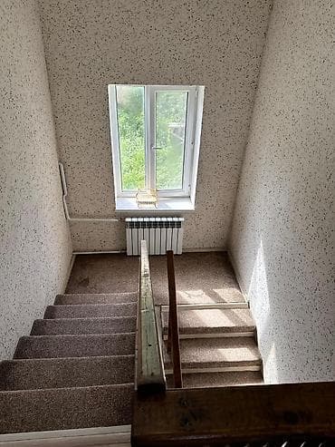 гараж продается: Продается 2х этажный 🏠 📍Район Красный Строитель ▪️Участок 4.1 сотки по — 9