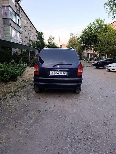 sprinter 315: Opel Zafira: 2001 г., 1.8 л, Механика, Бензин, Минивэн — 2