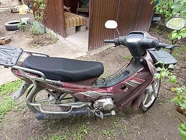 camry 2006: Скутер-мопед (тип «кап») бордового цвета. Особенности и оснащение: - — 2