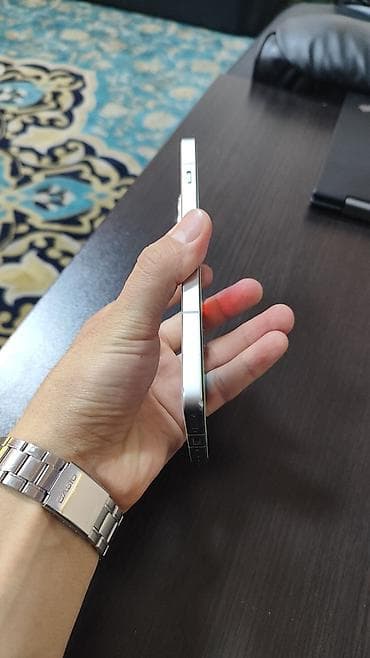 telefon iphone: OnePlus 13R, Б/у, 256 ГБ, цвет - Серебристый, 2 SIM — 7