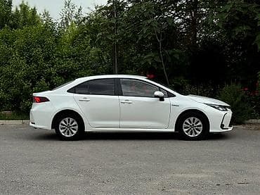 Продажа авто: Toyota Corolla: 2022 г., 1.8 л, Вариатор, Гибрид, Седан — 5