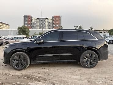 гибрит: Lixiang L6: 2025 г., Автомат, Гибрид, Кроссовер — 8