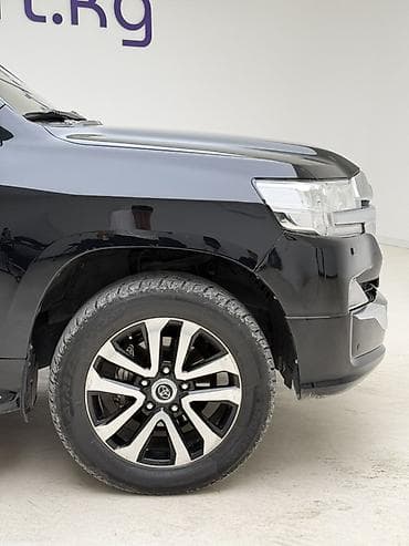 материал для перетяжки салона: Toyota Land Cruiser: 2015 г., 4.6 л, Автомат, Бензин, Внедорожник — 5