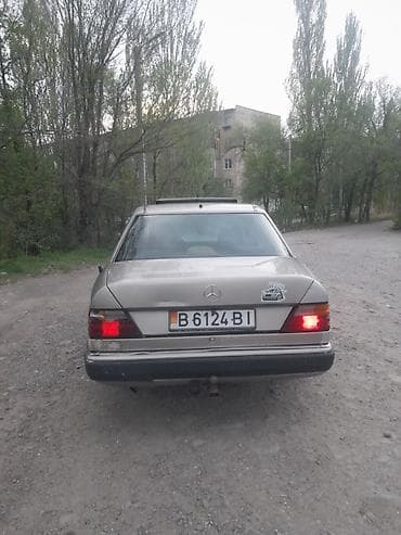 mini copper: Mercedes-Benz C-Class: 1990 г., 2 л, Автомат, Бензин, Седан — 7